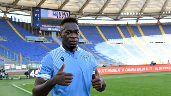 ROME, ITALY - NOVEMBER 08: Felipe Caicedo of SS Lazio celebrates a frist goal during the Serie A match between SS Lazio and Juventus at Stadio Olimpico on November 08, 2020 in Rome, Italy. (Photo by Marco Rosi - SS Lazio/Getty Images) ULTIME DAI CAMPI – Tra Sirigu, Caicedo, Lozano e il caso Rabiot: tutte le formazioni - immagine 1