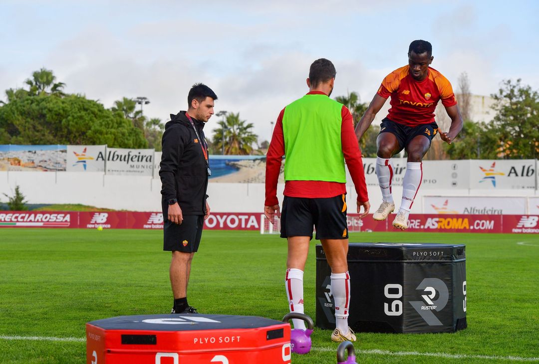 Roma, c’è Wijnaldum in gruppo. E torna anche Rui Patricio – FOTO GALLERY - immagine 46