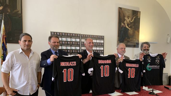 Bernardinello Petrarca, presentato in Comune il progetto del nuovo main sponsor 