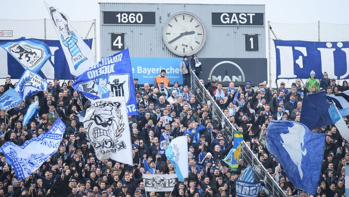 MUNICH, GERMANY - JANUARY 26: The final score is seen during the 3. Liga match between TSV 1860 Muenchen and Eintracht Braunschweig at Stadion an der Gruenwalder Straße on January 26, 2020 in Munich, Germany. (Photo by Sebastian Widmann/Getty Images for DFB) MUNICH, GERMANY - JANUARY 26: The final score is seen during the 3. Liga match between TSV 1860 Muenchen and Eintracht Braunschweig at Stadion an der Gruenwalder Straße on January 26, 2020 in Munich, Germany. (Photo by Sebastian Widmann/Getty Images for DFB)