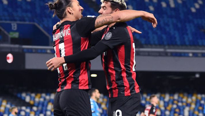 NAPLES, ITALY - NOVEMBER 22: Zlatan Ibrahimovic of A.C. Milan celebrates with teammate Theo Hernandez of A.C. Milan after scoring their team's first goal during the Serie A match between SSC Napoli and AC Milan at Stadio San Paolo on November 22, 2020 in Naples, Italy. Sporting stadiums around Italy remain under strict restrictions due to the Coronavirus Pandemic as Government social distancing laws prohibit fans inside venues resulting in games being played behind closed doors. (Photo by Francesco Pecoraro/Getty Images) Cosa fare con Ibrahimovic e Theo! Da Miranchuk a Spinazzola: come gestire i casi delicati- immagine 1