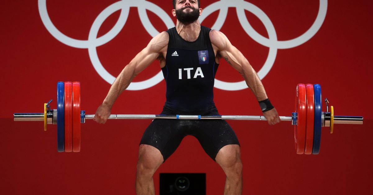 Olimpiadi, Pizzolato di bronzo nel sollevamento pesi - ITA ...