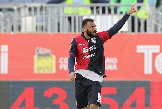 CAGLIARI, ITALY - JANUARY 15: Joao Pedro of Cagliari celebretes his goal 2-1 during the Serie A match between Cagliari Calcio and Genoa CFC at Stadio Sant'Elia on January 15, 2017 in Cagliari, Italy. (Photo by Enrico Locci/Getty Images) CAGLIARI, ITALY - JANUARY 15: Joao Pedro of Cagliari celebretes his goal 2-1 during the Serie A match between Cagliari Calcio and Genoa CFC at Stadio Sant'Elia on January 15, 2017 in Cagliari, Italy. (Photo by Enrico Locci/Getty Images)