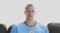 Il Manchester City dà il benvenuto ad Haaland: “È qui” (VIDEO)