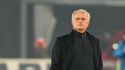 Prima contestazione dell’era Mou: “Mercenari”. A giugno rivoluzione a Trigoria