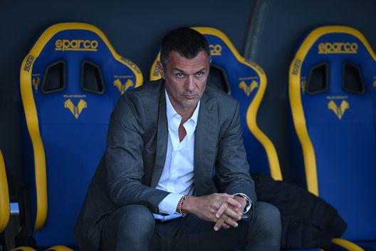 Paolo Maldini (direttore tecnico AC Milan), qui durante Verona-Milan 1-3 (Serie A 2021-2022) | News (Getty Images)
