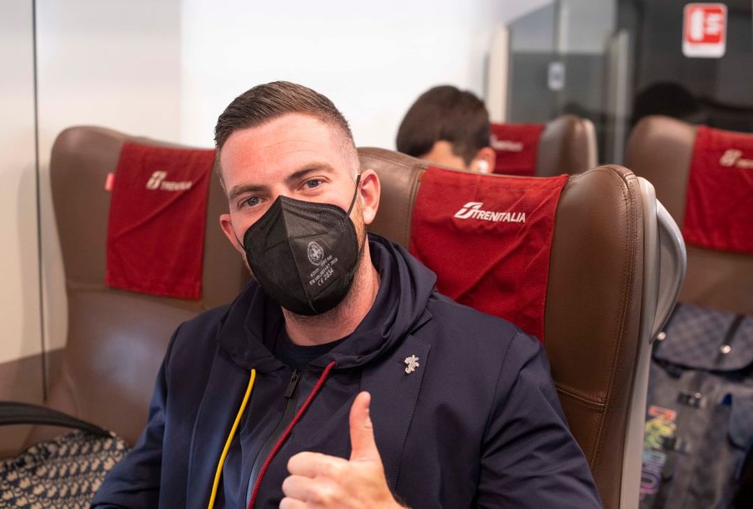 Termini, la Roma parte per Napoli – FOTO GALLERY - immagine 9