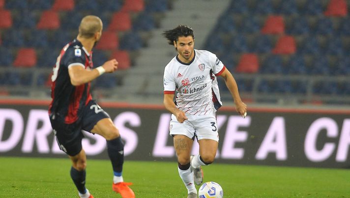 BOLOGNA, ITALY - OCTOBER 31: Riccardo Sottil of Cagliari Calcio in action during the Serie A match between Bologna FC and Cagliari Calcio at Stadio Renato Dall'Ara on October 31, 2020 in Bologna, Italy. (Photo by Mario Carlini / Iguana Press/Getty Images) BOLOGNA, ITALY - OCTOBER 31: Riccardo Sottil of Cagliari Calcio in action during the Serie A match between Bologna FC and Cagliari Calcio at Stadio Renato Dall'Ara on October 31, 2020 in Bologna, Italy. (Photo by Mario Carlini / Iguana Press/Getty Images)