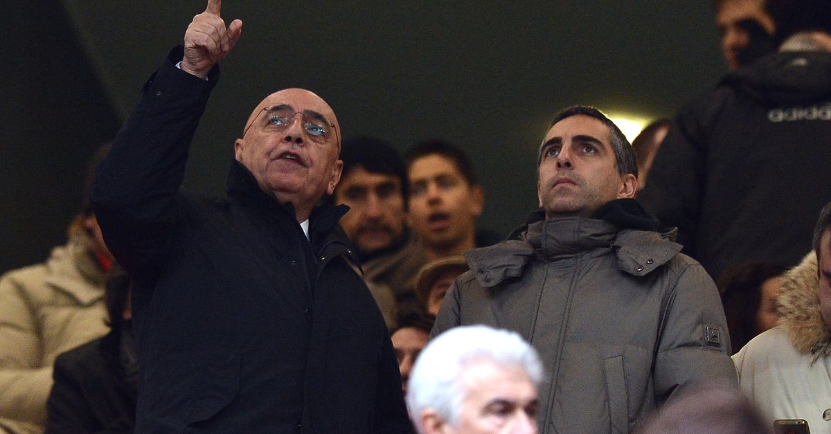 Milan, G. Galliani: “Scudetto vinto rompendo gli schemi. Leao uomo in più” Milan, G. Galliani: “Scudetto vinto rompendo gli schemi. Leao uomo in più”