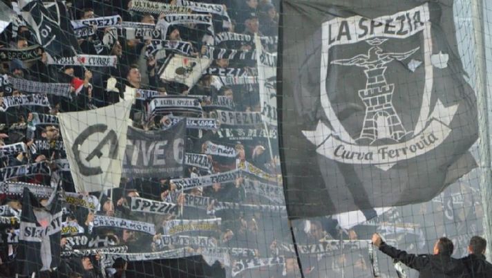 Spezia, ai tifosi non piace la proprietà assente: un comunicato durissimo attacca Volpi 