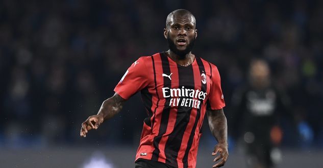 Franck Kessié (centrocampista AC Milan) qui durante Napoli-Milan 0-1 (Serie A 2021-2022) | News (Getty Images) Franck Kessié (centrocampista AC Milan) qui durante Napoli-Milan 0-1 (Serie A 2021-2022) | News (Getty Images)
