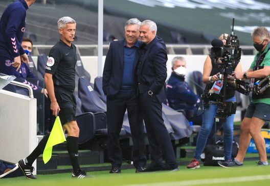 Getty Images Ancelotti elogia Mourinho e lancia la Roma: “Da vertice”. Idea Lindelof per la difesa- immagine 2