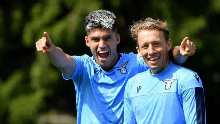 L’ex Lazio Lucas Leiva si ritira per un problema cardiaco: Correa lo omaggia così - immagine 1