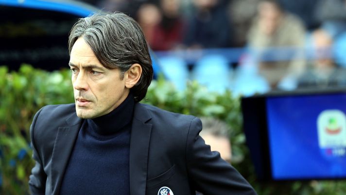 EMPOLI, ITALY - DECEMBER 09: Filippo Inzaghi manager of Bologna FC gestures during the Serie A match between Empoli and Bologna FC at Stadio Carlo Castellani on December 9, 2018 in Empoli, Italy. (Photo by Gabriele Maltinti/Getty Images) Bologna, problema allenatori: solo uno scelto in estate con Saputo - immagine 1