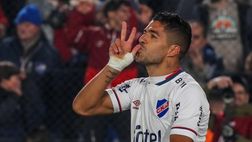 Una notte che vale per sempre: il Pistolero saluta Montevideo da vincitore