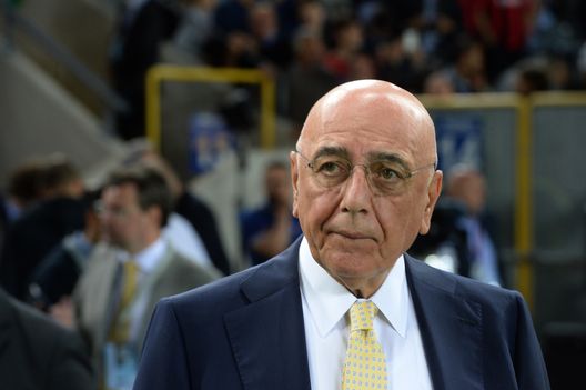 UDINE, ITALY - SEPTEMBER 22: Adriano Galliani AD of AC Milan looks on before the Serie A match between Udinese Calcio and AC Milan at Stadio Friuli on September 22, 2015 in Udine, Italy. (Photo by Dino Panato/Getty Images) UDINE, ITALY - SEPTEMBER 22: Adriano Galliani AD of AC Milan looks on before the Serie A match between Udinese Calcio and AC Milan at Stadio Friuli on September 22, 2015 in Udine, Italy. (Photo by Dino Panato/Getty Images)