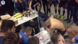 Slovacchia, festa in spogliatoio dopo la vittoria con l’Ungheria: anche Skriniar scatenato