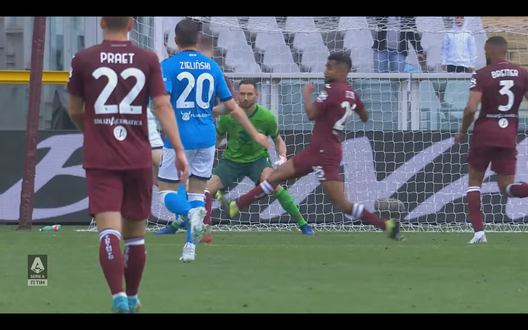 Immagine 6 Torino-Napoli 0-1, l’analisi del gol: Pobega perde palla, Djidji inganna Berisha- immagine 7