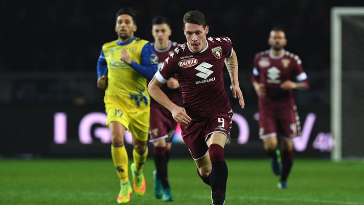 TURIN, ITALY - NOVEMBER 26:  Andrea Belotti of FC Torino in action during the Serie A match between FC Torino and AC ChievoVerona at Stadio Olimpico di Torino on November 26, 2016 in Turin, Italy.  (Photo by Valerio Pennicino/Getty Images) 