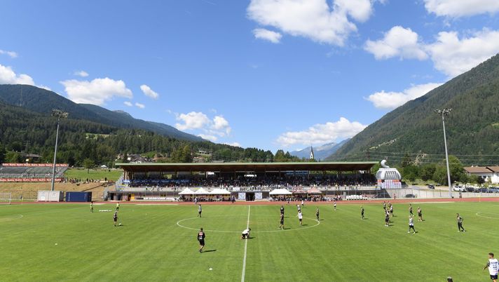 Domani l’atteso arrivo del Napoli a Dimaro, nel pomeriggio il primo allenamento 