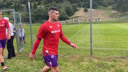 FOTO – Il dt Burdisso a colloquio con Jovic