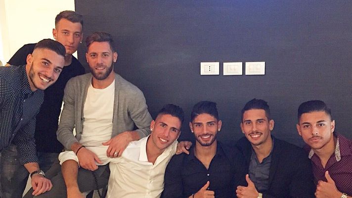 Foto, Sorrentino porta a cena i compagni per le 500 presenze 