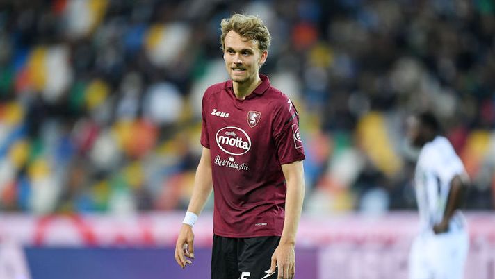 UDINE, ITALY - APRIL 20: Emil Bohinen of US Salernitana during the Serie A match between Udinese Calcio and US Salernitana at Dacia Arena on April 20, 2022 in Udine, Italy. (Photo by Francesco Pecoraro/Getty Images) Salernitana, Lovato e non solo: tre rientri in gruppo per Nicola! Ma si ferma per infortunio Fazio - immagine 1