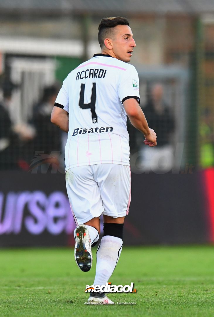  VENICE, ITALY - APRIL 27: Andrea Accardi of US Citta di Palermo looks on during the serie B match between Venezia FC and US Citta di Palermo at Stadio Pier Luigi Penzo on April 27, 2018 in Venice, Italy. (Photo by Alessandro Sabattini/Getty Images) 