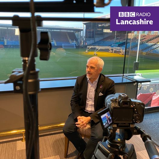 Il presidente del Burnley: “I non vaccinati? Potrebbero dover scegliere una carriera diversa”- immagine 3