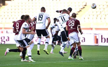 TURIN, ITALY - JUNE 20: Nicolas Nkoulou (C) of Torino FC scores the opening goal during the Serie A match between Torino FC and Parma Calcio at Stadio Olimpico di Torino on February 23, 2020 in Turin, Italy. (Photo by Valerio Pennicino/Getty Images)