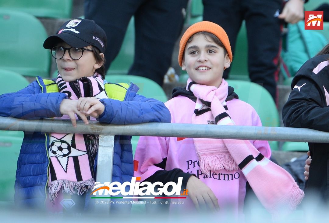 FOTOTIFO Palermo-Frosinone 1-1, i tifosi allo Stadio “Renzo Barbera” (Gallery) - immagine 22