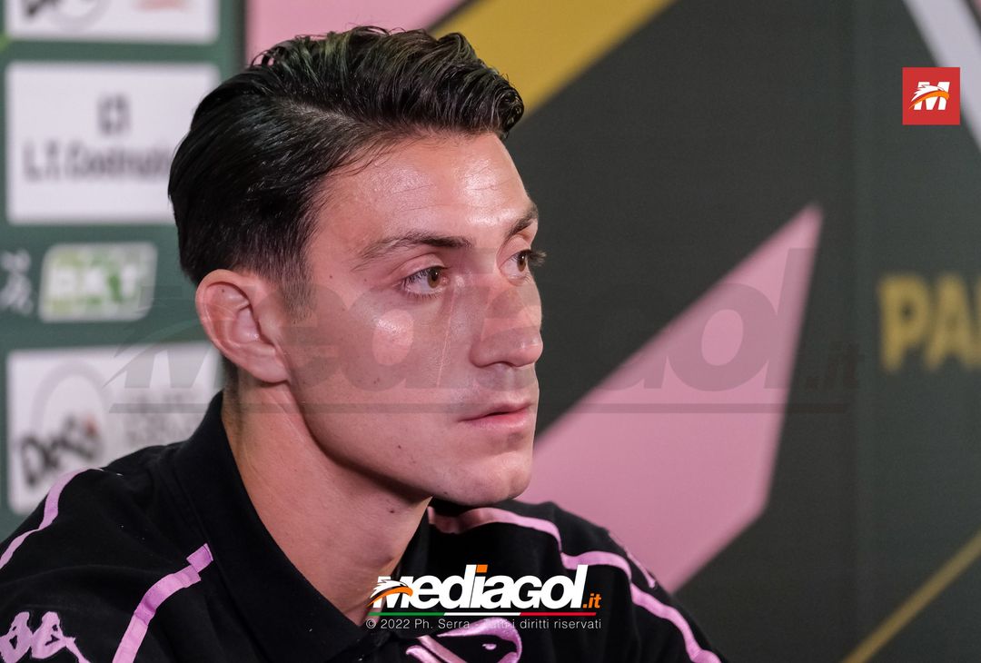 FOTO PALERMO, Ionuț Nedelcearu presentato in conferenza stampa (Gallery) - immagine 4