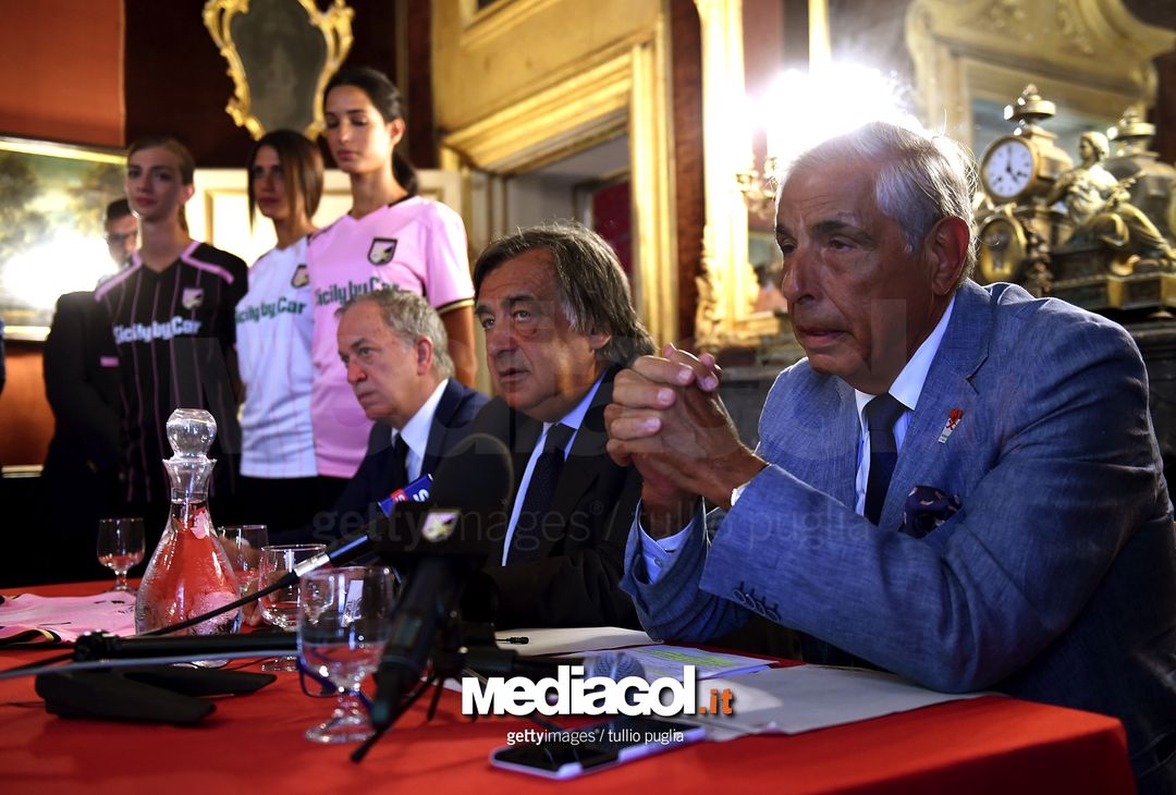  PALERMO, ITALY - AUGUST 22:  Tony Sichera of US Citta' di Palermo, Leoluca Orlando Mayor of Palermo and Tommaso Dragotto of Sicily by Car answers questions during the presentation of Sicily by Car as new main sponsor of US Citta' di Palermo at Villa Niscemi on August 22, 2017 in Palermo, Italy.  (Photo by Tullio M. Puglia/Getty Images)  