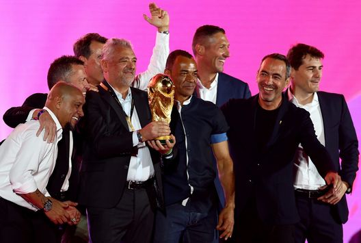 (Photo by Francois Nel/Getty Images) Mondiali, il nuovo trofeo mai vinto per due volte di fila da una nazionale: il dato- immagine 2