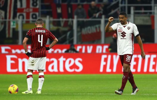MILAN, ITALY - JANUARY 28: Gleison Bremer (R) of Torino FC celebrates his goal during the Coppa Italia Quarter Final match between AC Milan and Torino at San Siro on January 28, 2020 in Milan, Italy. (Photo by Marco Luzzani/Getty Images) MILAN, ITALY - JANUARY 28: Gleison Bremer (R) of Torino FC celebrates his goal during the Coppa Italia Quarter Final match between AC Milan and Torino at San Siro on January 28, 2020 in Milan, Italy. (Photo by Marco Luzzani/Getty Images)
