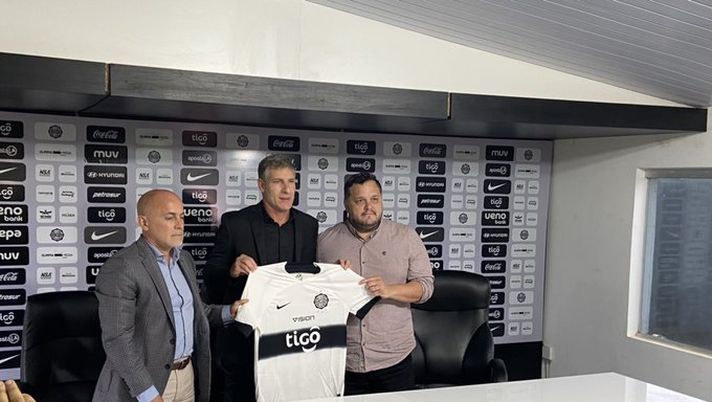 Martin Palermo, prima panchina all’Olimpia: pronti-via, subito il derby di Asuncion! - immagine 1