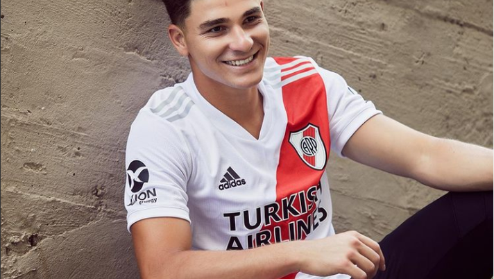 Ex obiettivi, il City presenta Alvarez: “Non vedo l’ora di giocare per Guardiola” - immagine 1