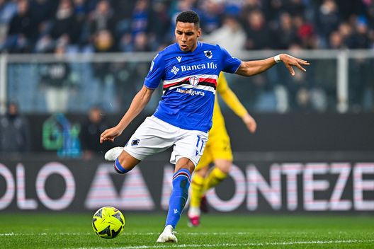 GENOA, ITALY - FEBRUARY 18: Abdelhamid Sabiri of Sampdoria in action during the Serie A match between UC Sampdoria and Bologna FC at Stadio Luigi Ferraris on February 18, 2023 in Genoa, Italy. (Photo by Simone Arveda/Getty Images) Il mix di Sabiri: grandi qualità, ma anche lunghi periodi di assenza- immagine 2