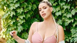 Wanda Nara, la scollatura è bollente: “Ogni inverno ha una storia…”