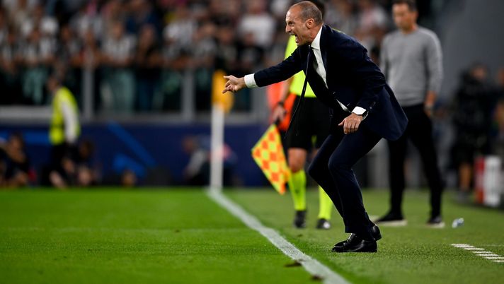 TURIN, ITALY - SEPTEMBER 14: head coach of Juventus Massimiliano Allegri shouts to his players during the UEFA Champions League group H match between Juventus and SL Benfica at Allianz Stadium on September 14, 2022 in Turin, Italy. (Photo by Daniele Badolato - Juventus FC/Juventus FC via Getty Images) ALLEGRIOUT