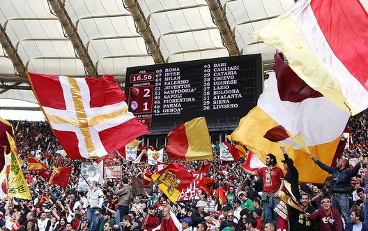 (Photo by Paolo Bruno/Getty Images) Curva Roma diffidata: altri cori contro i napoletani? Derby a rischio…- immagine 2