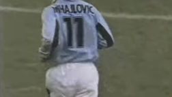 VIDEO Mihajlovic, addio Sinisa: nel 1998 la tripletta su punizione in Lazio-Sampdoria