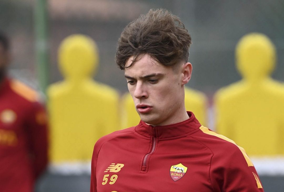 Roma Pellegrini Si Allena In Gruppo Dybala A Parte Foto Gallery