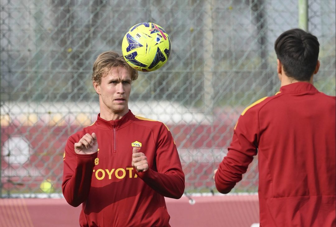 Roma, allenamento a Trigoria dopo la vittoria contro il Bologna – FOTO GALLERY - immagine 16