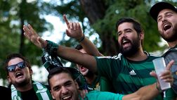 News Milan – Europa League, tifosi del Betis scatenati in aereo
