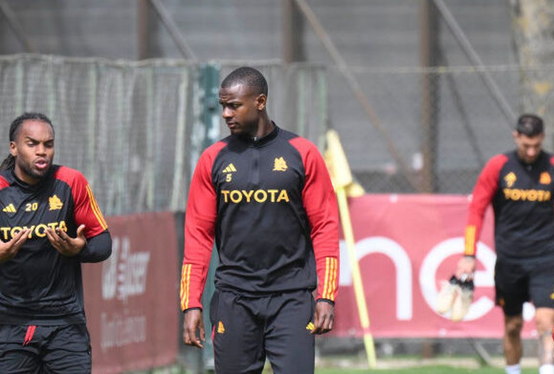 Roma, l’allenamento a due giorni dal Lecce: c’è Dybala – FOTO GALLERY - immagine 9