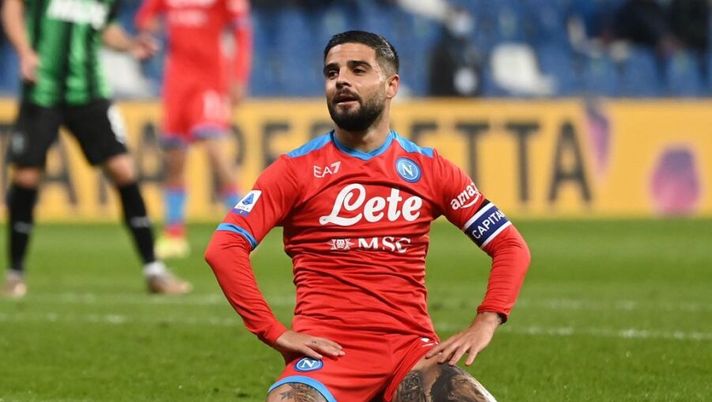 REGGIO NELL'EMILIA, ITALY - DECEMBER 01: Lorenzo Insigne of SSC Napoli reacts during the Serie A match between US Sassuolo v SSC Napoli at Mapei Stadium - Citta' del Tricolore on December 01, 2021 in Reggio nell'Emilia, Italy. (Photo by Alessandro Sabattini/Getty Images) Ag. Insigne: “Rinnovo, siamo lontani: da gennaio contatti con altri club! Toronto…” - immagine 1