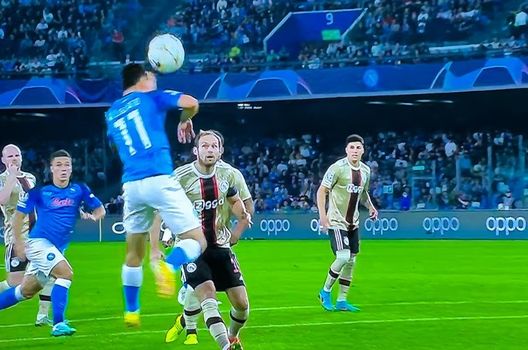 Caressa rivela gli umori del Maradona: “Vi dico cosa sta facendo la gente”- immagine 2