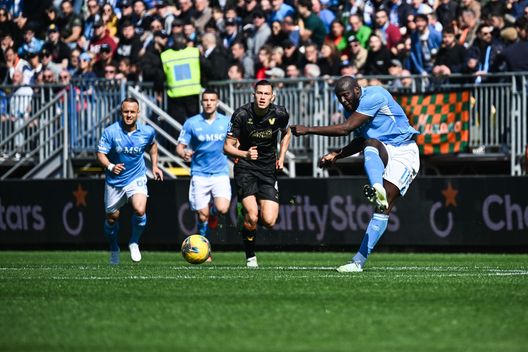 Pasino ha analizzato il momento del Napoli dopo il pareggio contro il Venezia, soffermandosi anche sul rientro di Neres