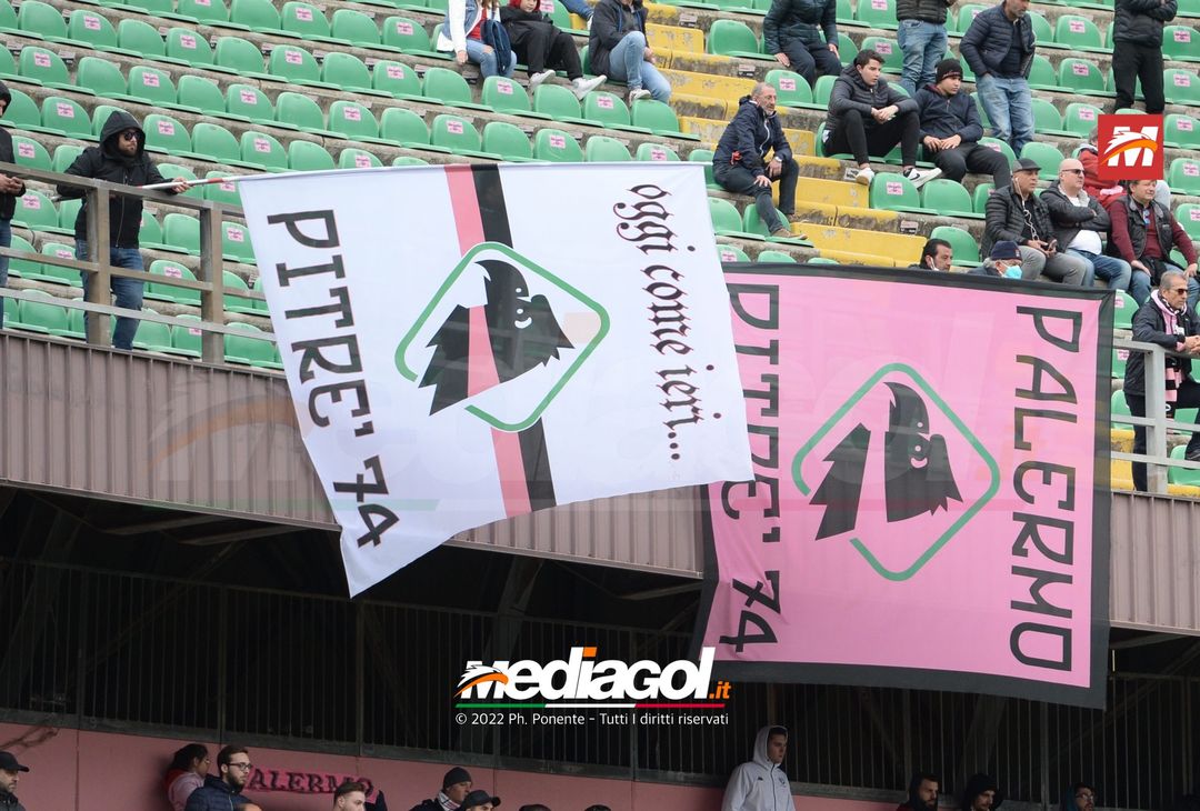 FOTO, i tifosi allo stadio per Palermo – Fidelis Andria 1-1 (Gallery) - immagine 17